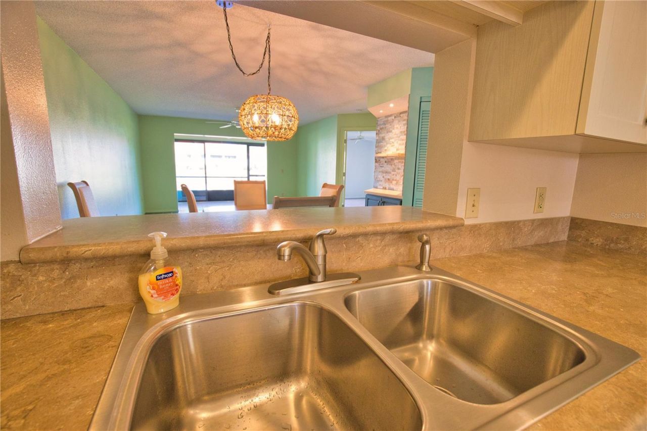 405 Pine Hollow Circle, Unit 405, Englewood, FL 34223 Photo