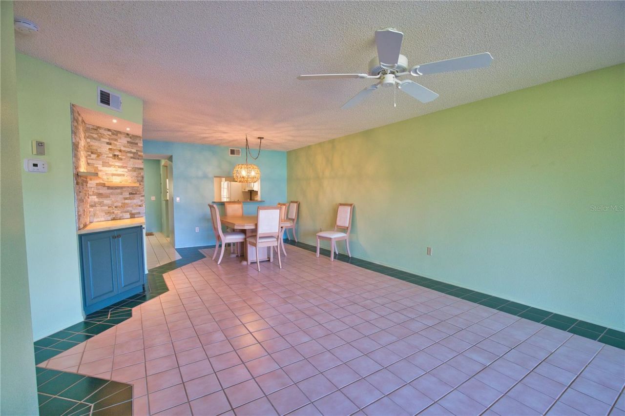 405 Pine Hollow Circle, Unit 405, Englewood, FL 34223 Photo