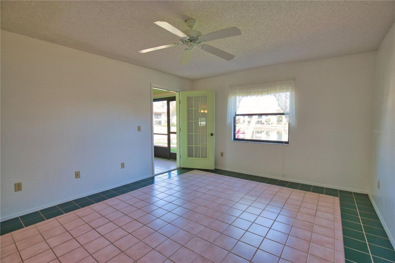 405 Pine Hollow Circle, Unit 405, Englewood, FL 34223 Photo