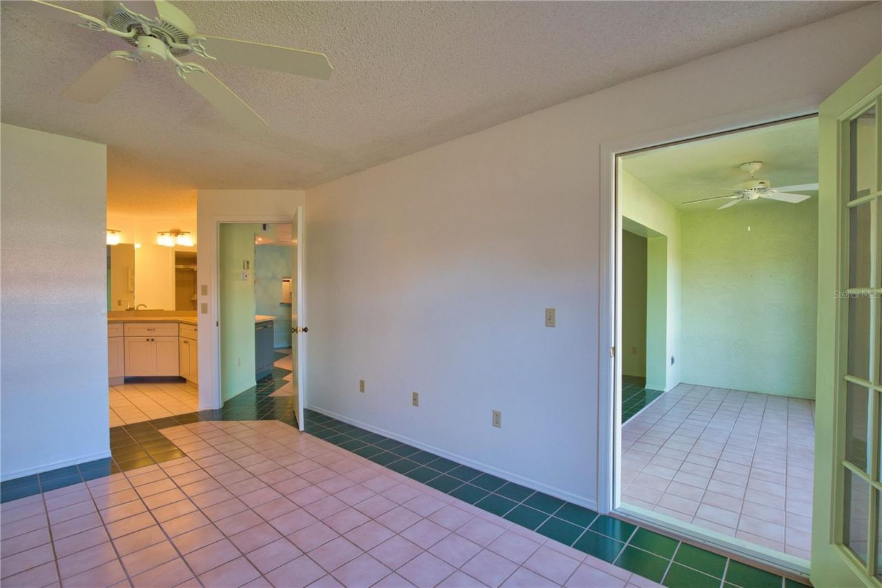 405 Pine Hollow Circle, Unit 405, Englewood, FL 34223 Photo