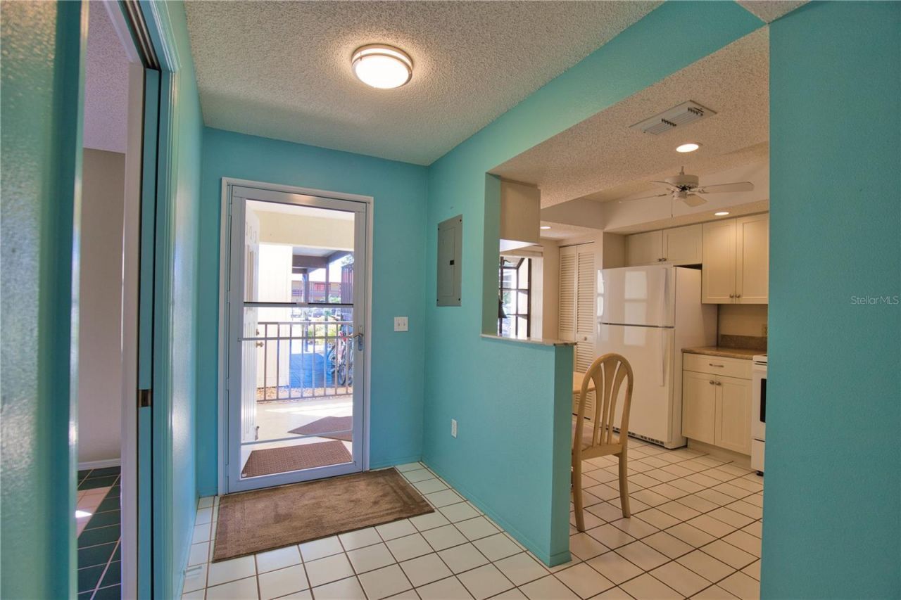 405 Pine Hollow Circle, Unit 405, Englewood, FL 34223 Photo