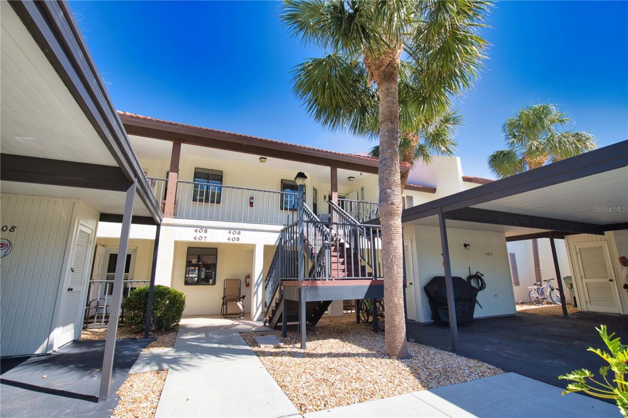 405 Pine Hollow Circle, Unit 405, Englewood, FL 34223 Photo