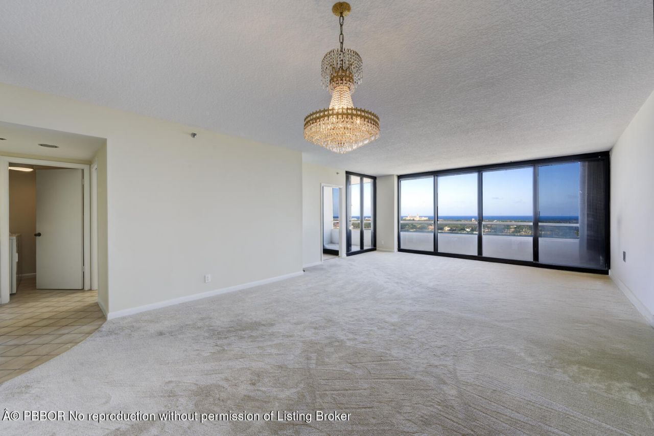 525 S Flagler Drive, Unit 17C, West Palm Beach, FL 33401 Photo