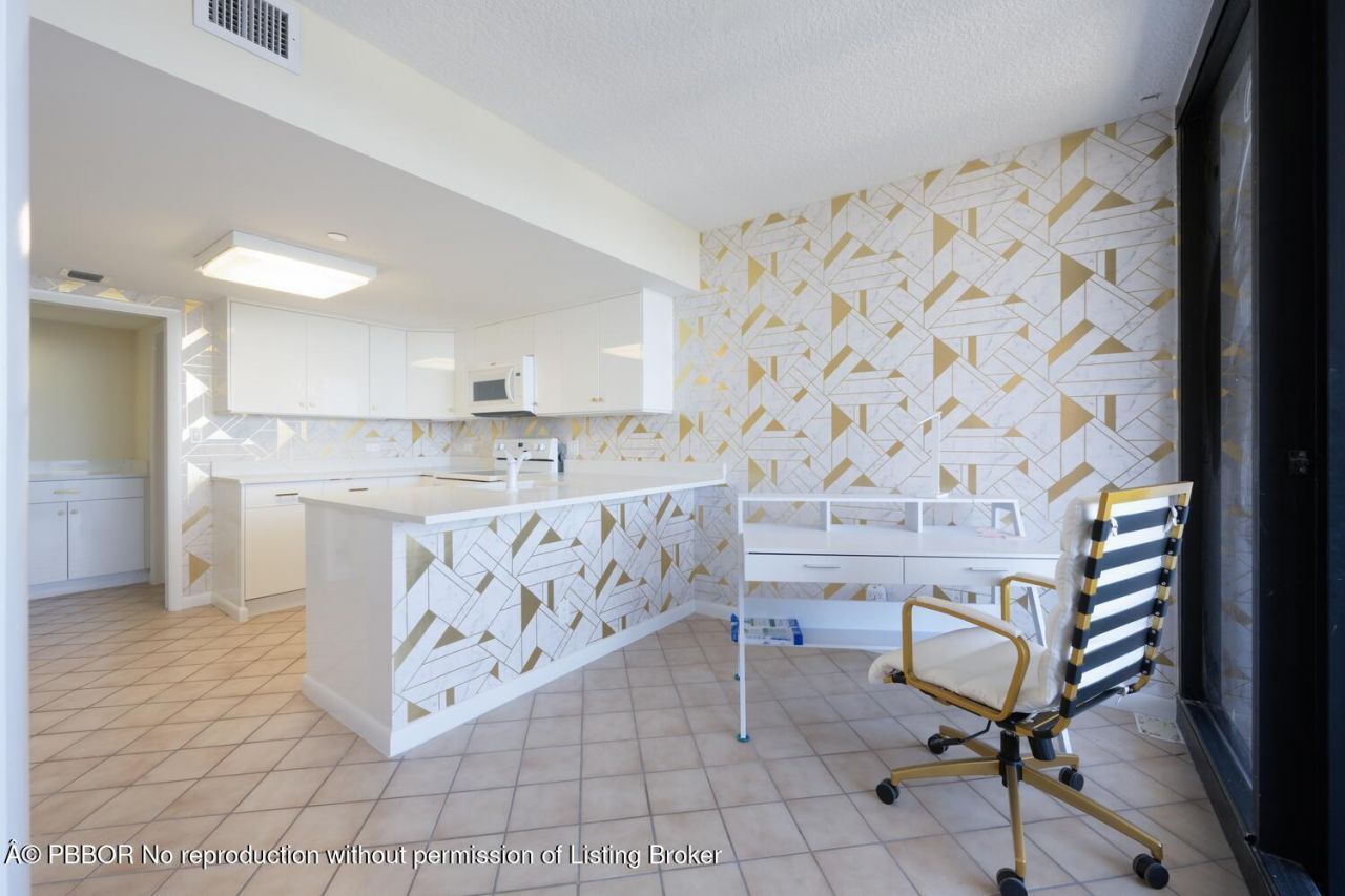 525 S Flagler Drive, Unit 17C, West Palm Beach, FL 33401 Photo