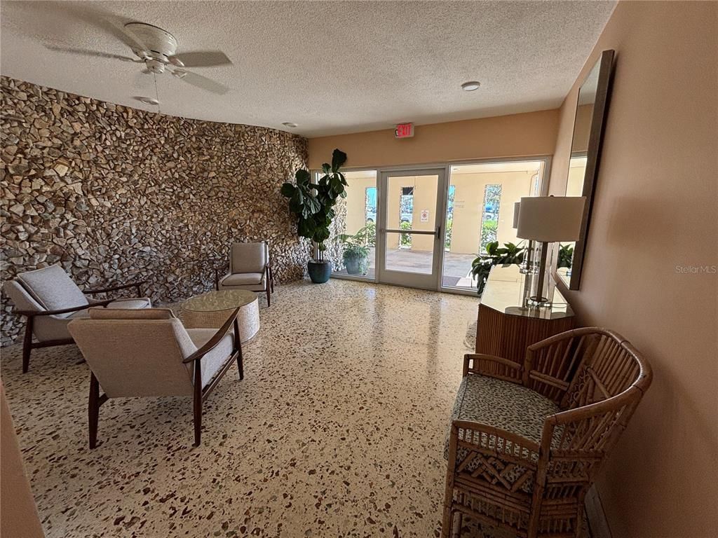 1200 N Shore Drive Ne, Unit 212, Saint Petersburg, FL 33701 Photo