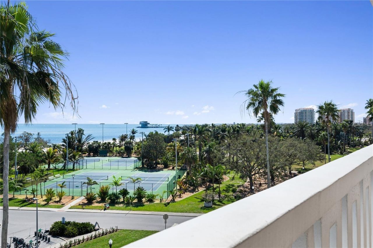 1200 N Shore Drive Ne, Unit 212, Saint Petersburg, FL 33701 Photo