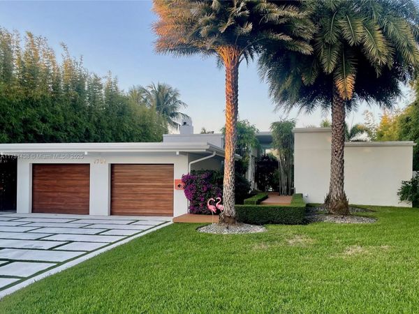 1701 SE 11th St, Fort Lauderdale, FL 33316