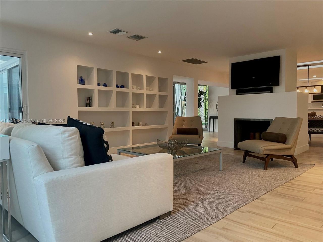 1701 SE 11th St, Fort Lauderdale, FL 33316 Photo