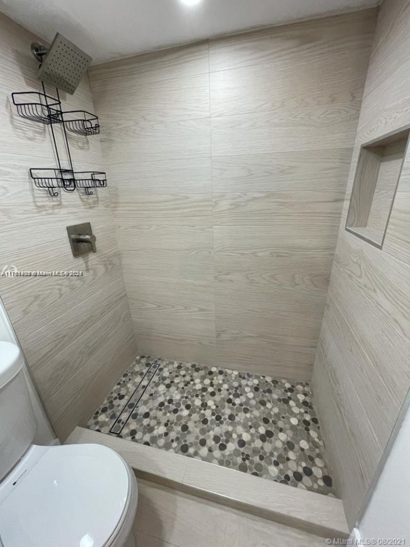 1720 NW N River Dr, Unit 503, Miami, FL 33125 Photo