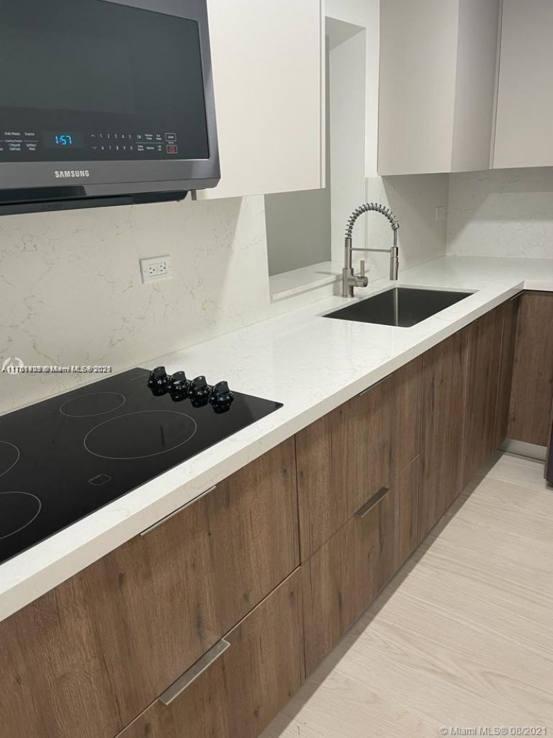 1720 NW N River Dr, Unit 503, Miami, FL 33125 Photo