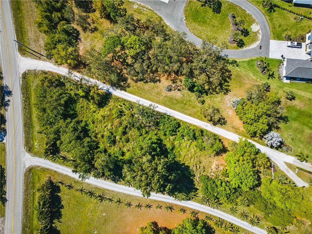 12405 Roseland Road, Sebastian, FL 32958 Photo