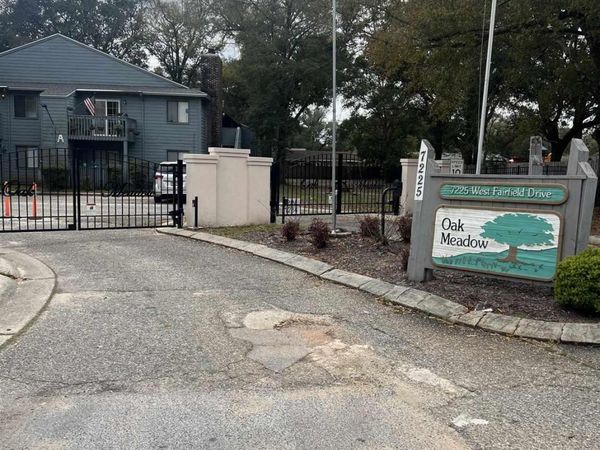 7225 W Fairfield Dr, Unit B5, Pensacola, FL 32506