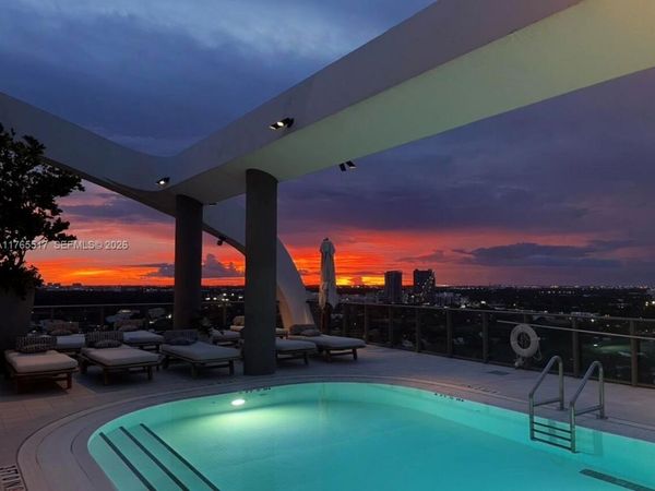 2678 Tigertail, Unit 1009, Miami, FL 33133
