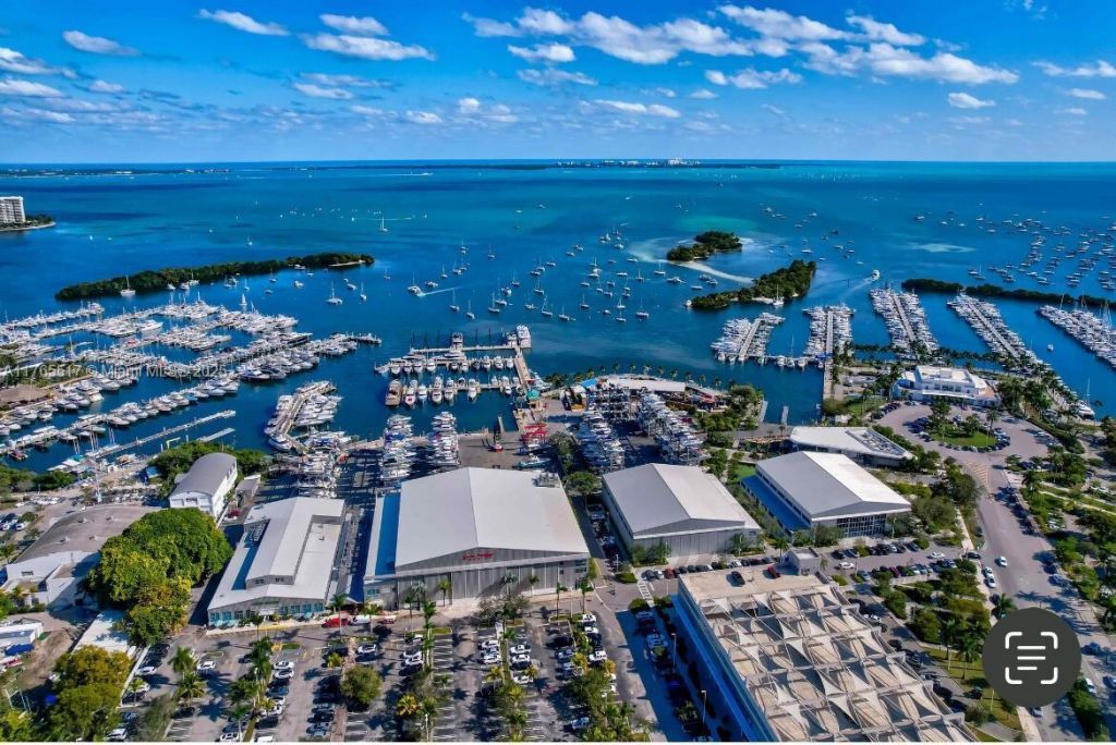 2678 Tigertail, Unit 1009, Miami, FL 33133 Photo