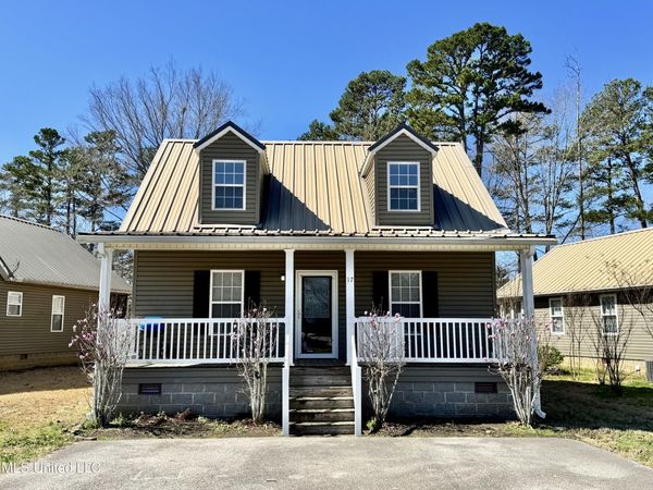 17 Pearl Parkway, Iuka, MS 38852