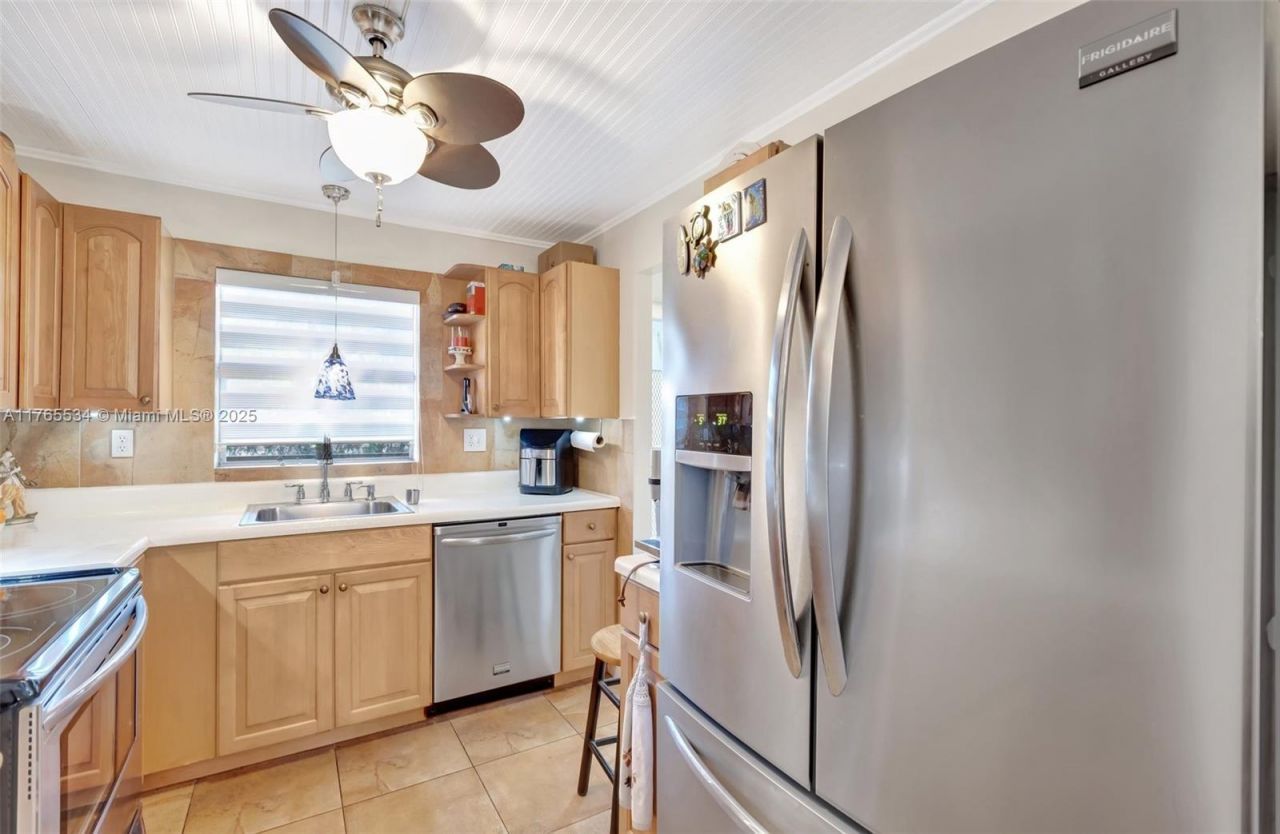 9821 Sunrise Lakes Blvd, Unit 107, Sunrise, FL 33322 Photo