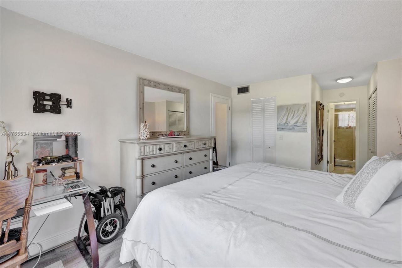 9821 Sunrise Lakes Blvd, Unit 107, Sunrise, FL 33322 Photo