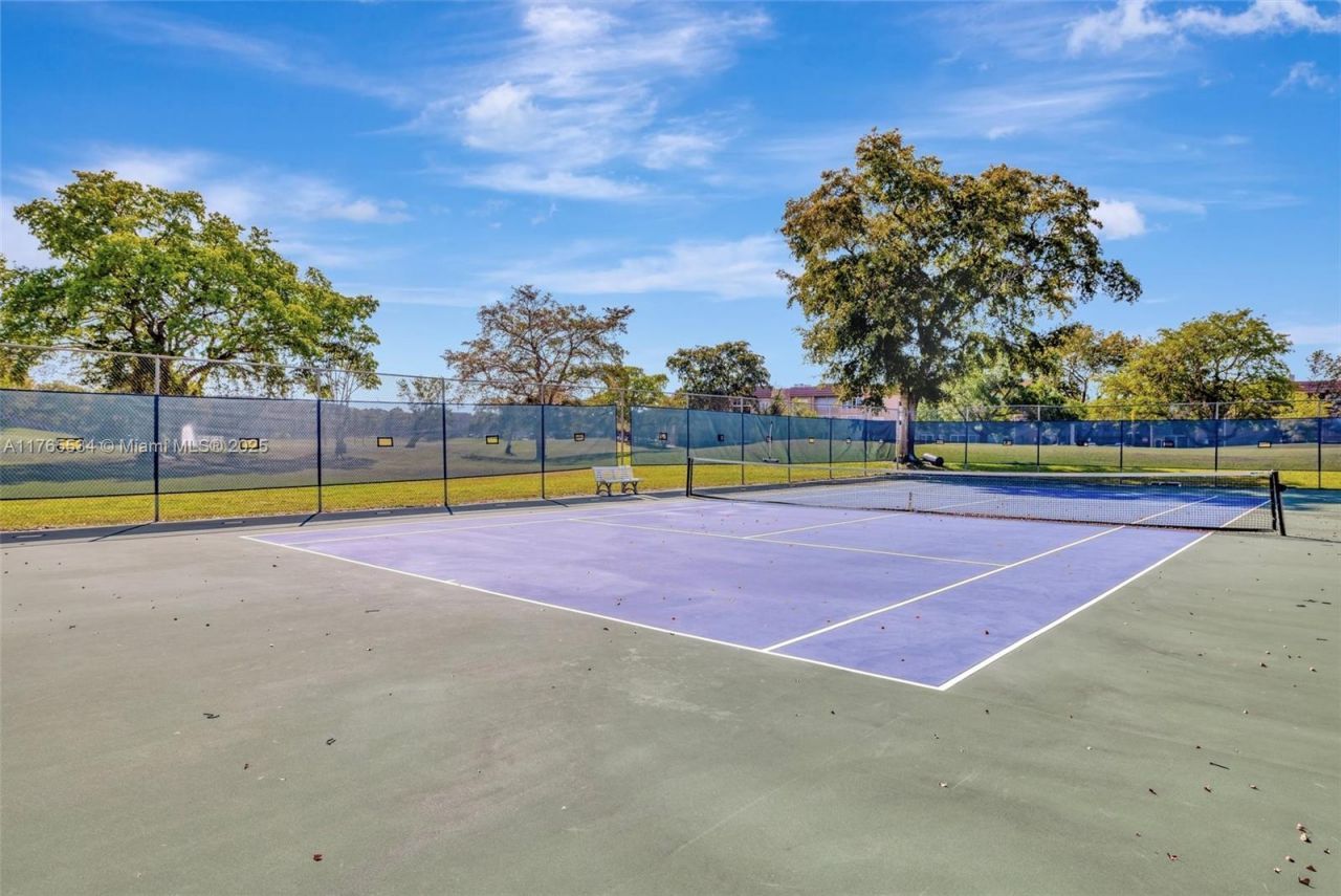 9821 Sunrise Lakes Blvd, Unit 107, Sunrise, FL 33322 Photo