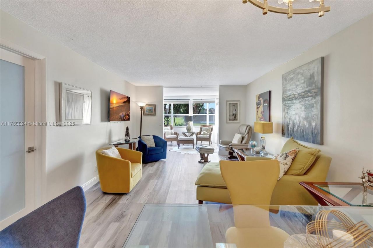 9821 Sunrise Lakes Blvd, Unit 107, Sunrise, FL 33322 Photo