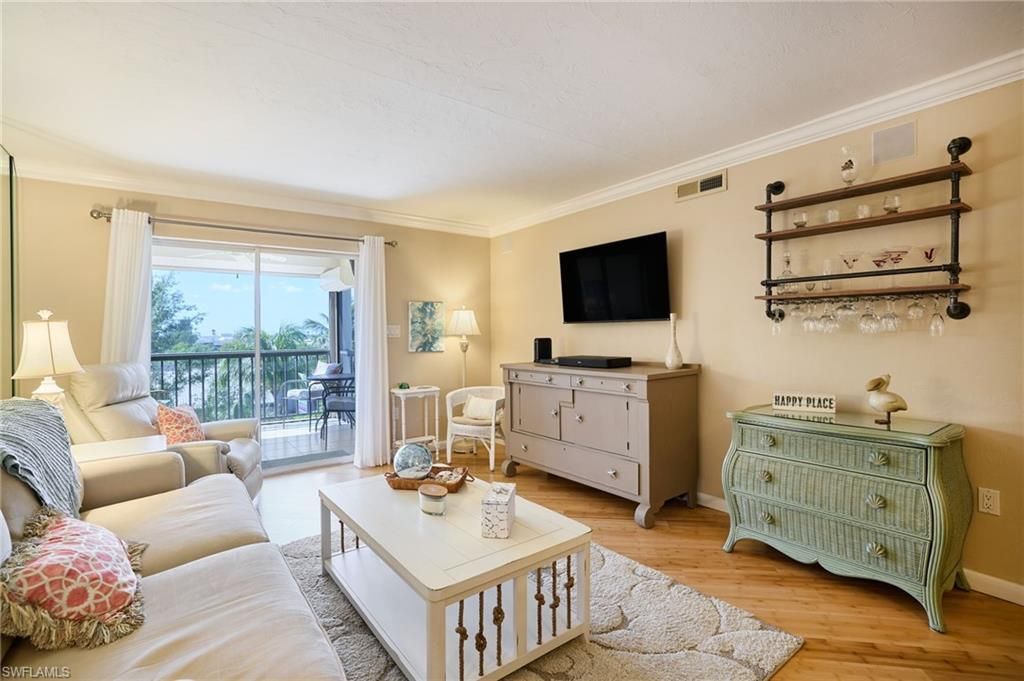 2121 Collier Ave, Unit 518, Fort Myers, FL 33901 Photo