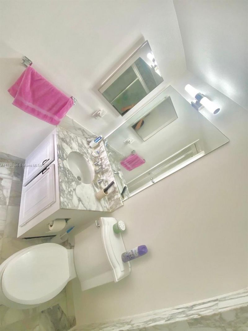 9801 Collins Ave, Unit 8M, Bal Harbour, FL 33154 Photo