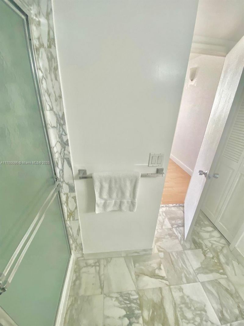 9801 Collins Ave, Unit 8M, Bal Harbour, FL 33154 Photo