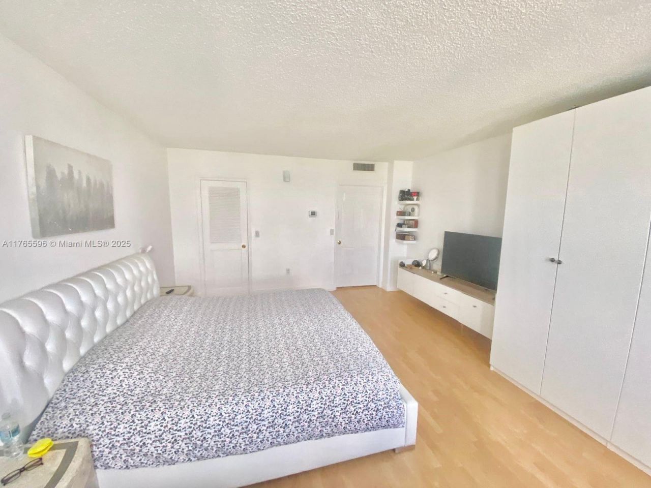 9801 Collins Ave, Unit 8M, Bal Harbour, FL 33154 Photo