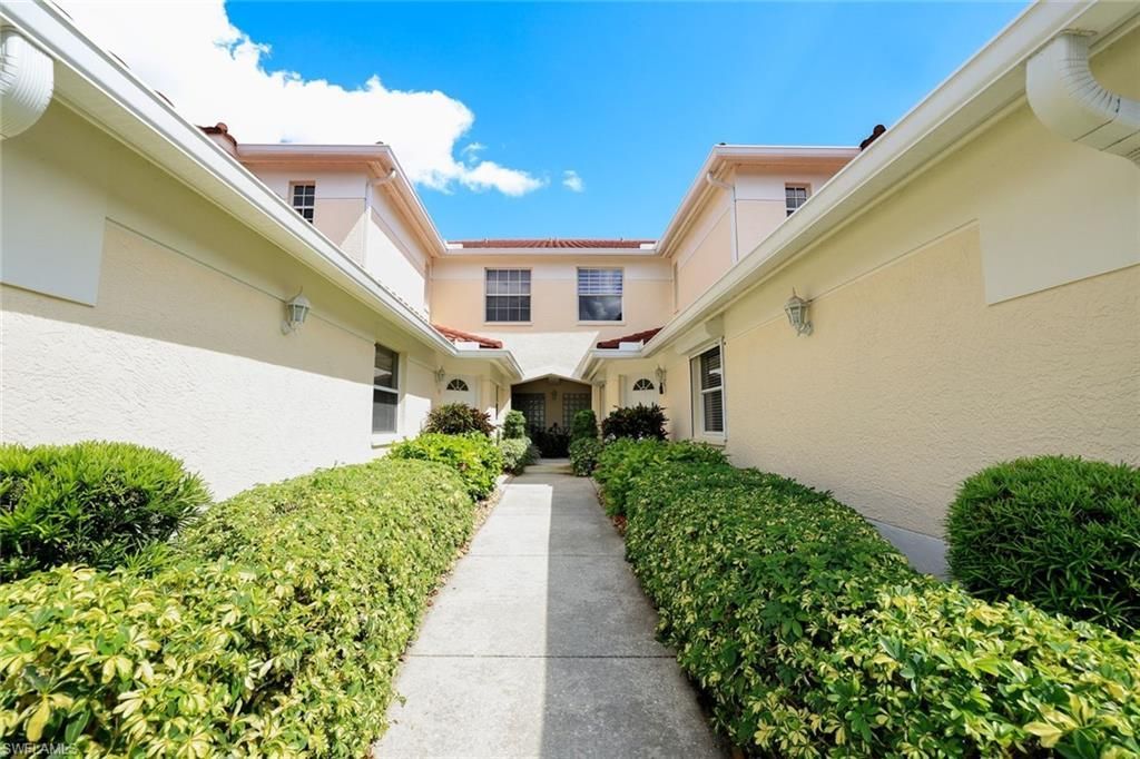 630 Lalique Cir, Unit 506, Naples, FL 34119 Photo