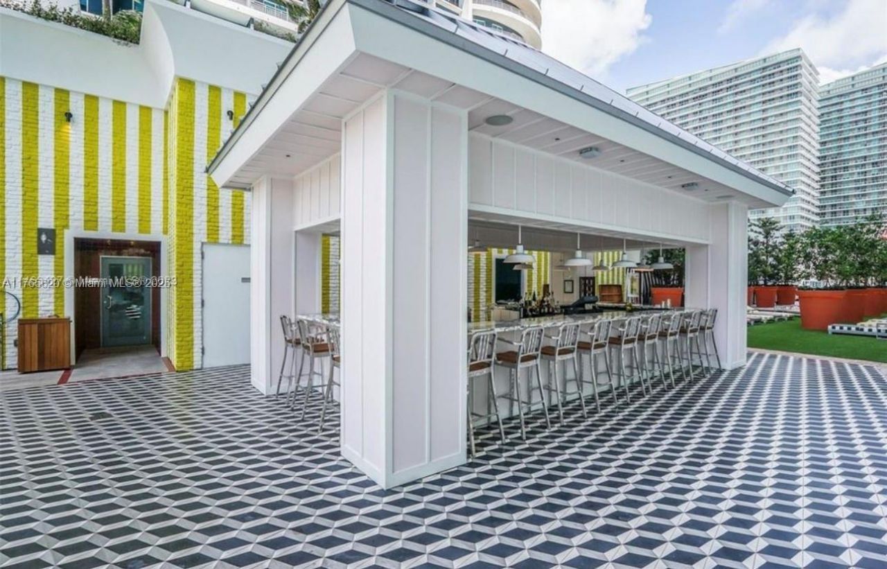 1300 S Miami Ave, Unit 3108, Miami, FL 33130 Photo