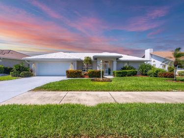 1511 WATERFORD DRIVE, VENICE, FL 34292