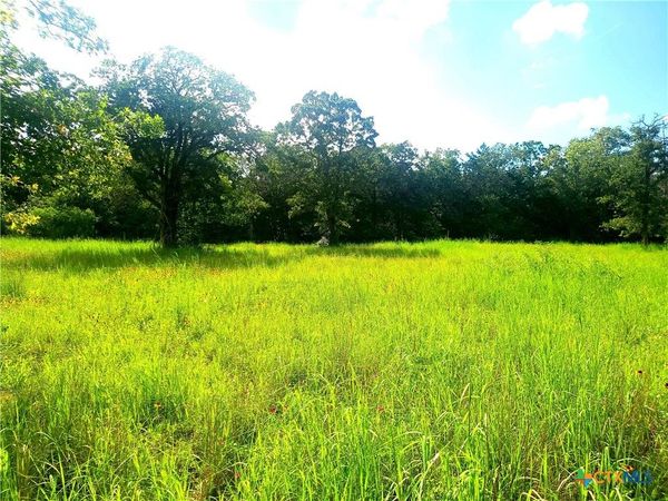 1825 Armstrong-Derry Road, Waelder, TX 78959