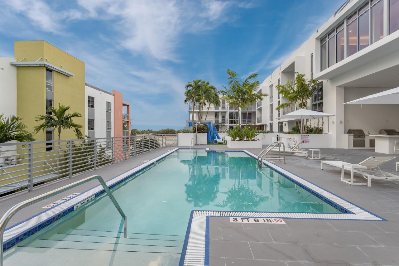 111 SE 1st Avenue, Unit 210, Delray Beach, FL 33444 Photo