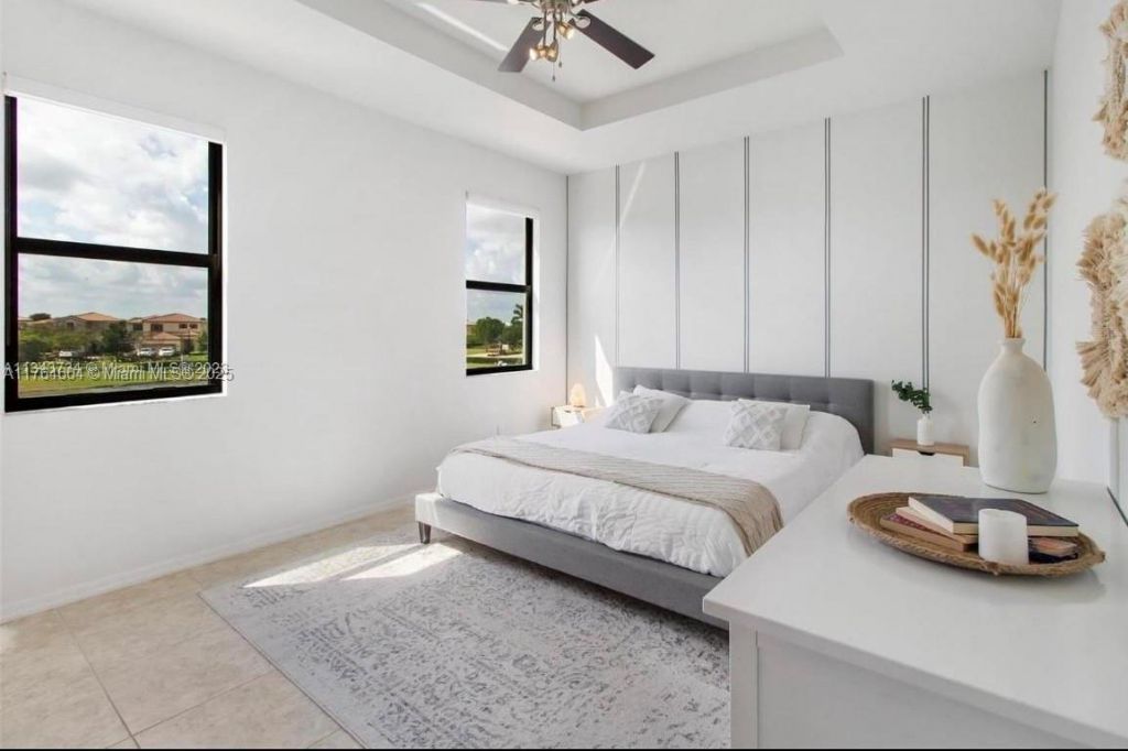 616 NE 193rd St, Miami, FL 33179 Photo