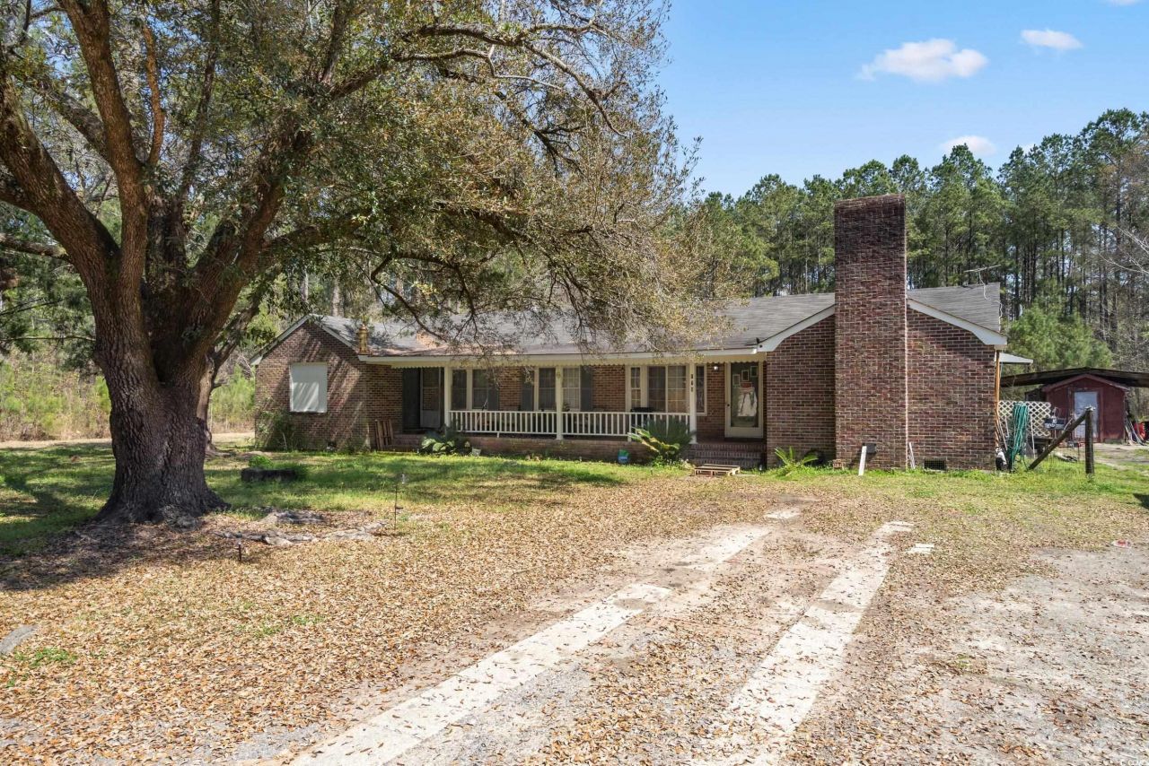 77 Towhee St. Photo 10