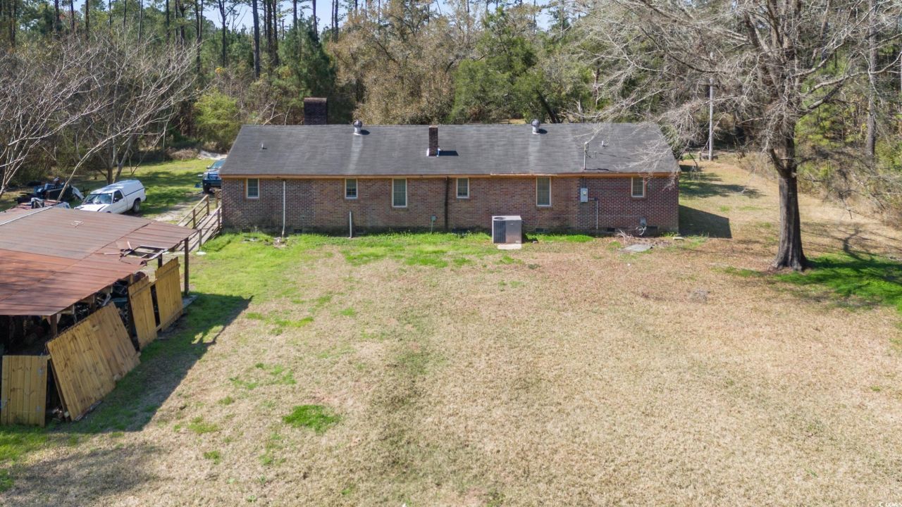 77 Towhee St. Photo 19