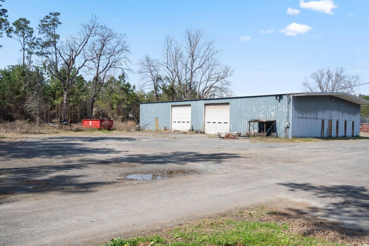 77 Towhee St. Photo 23