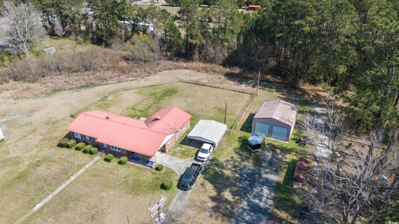 77 Towhee St. Photo 4