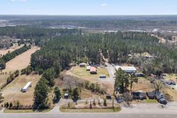 76 Towhee St. photo 4