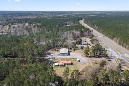 76 Towhee St. photo 4