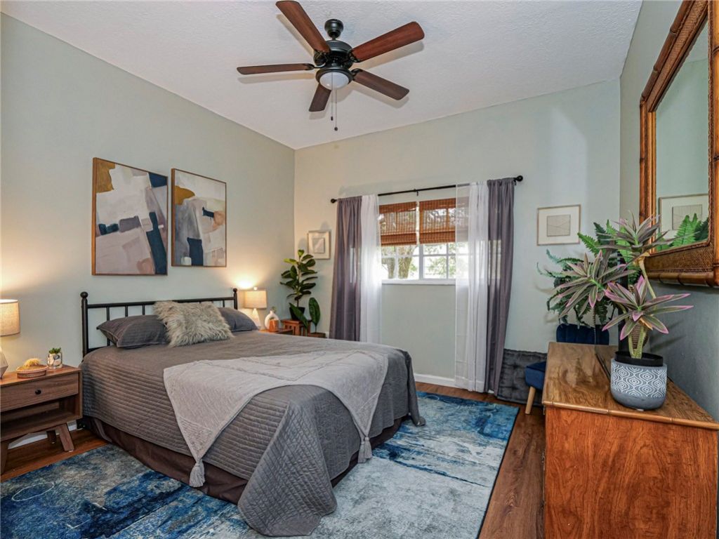 536 7th Square, Unit 103, Vero Beach, FL 32962 Photo