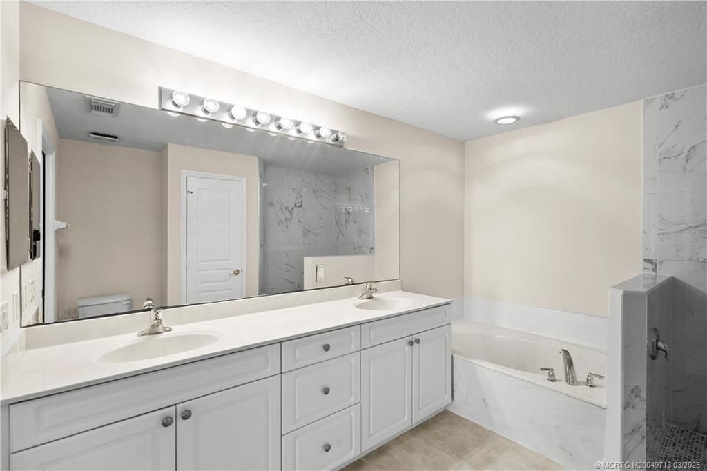 10472 SW Ashlyn Way, Port Saint Lucie, FL 34987 Photo