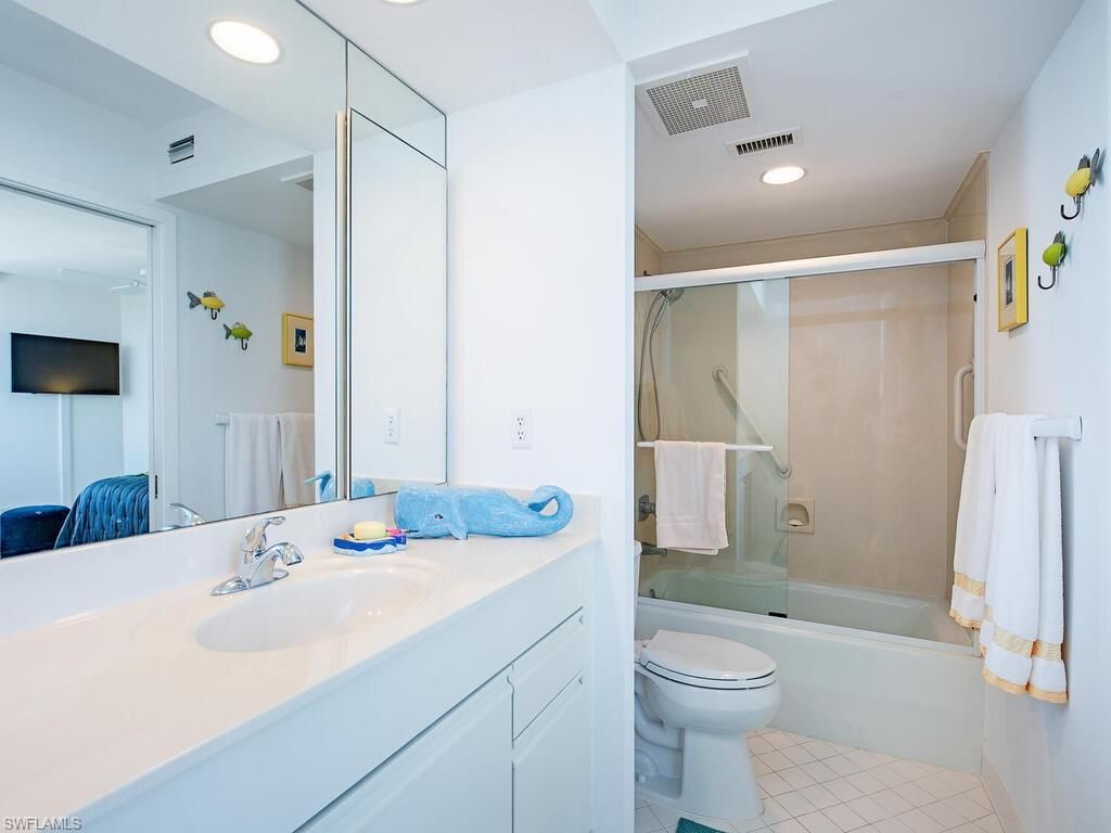 5555 Heron Point Dr, Unit 1602, Naples, FL 34108 Photo