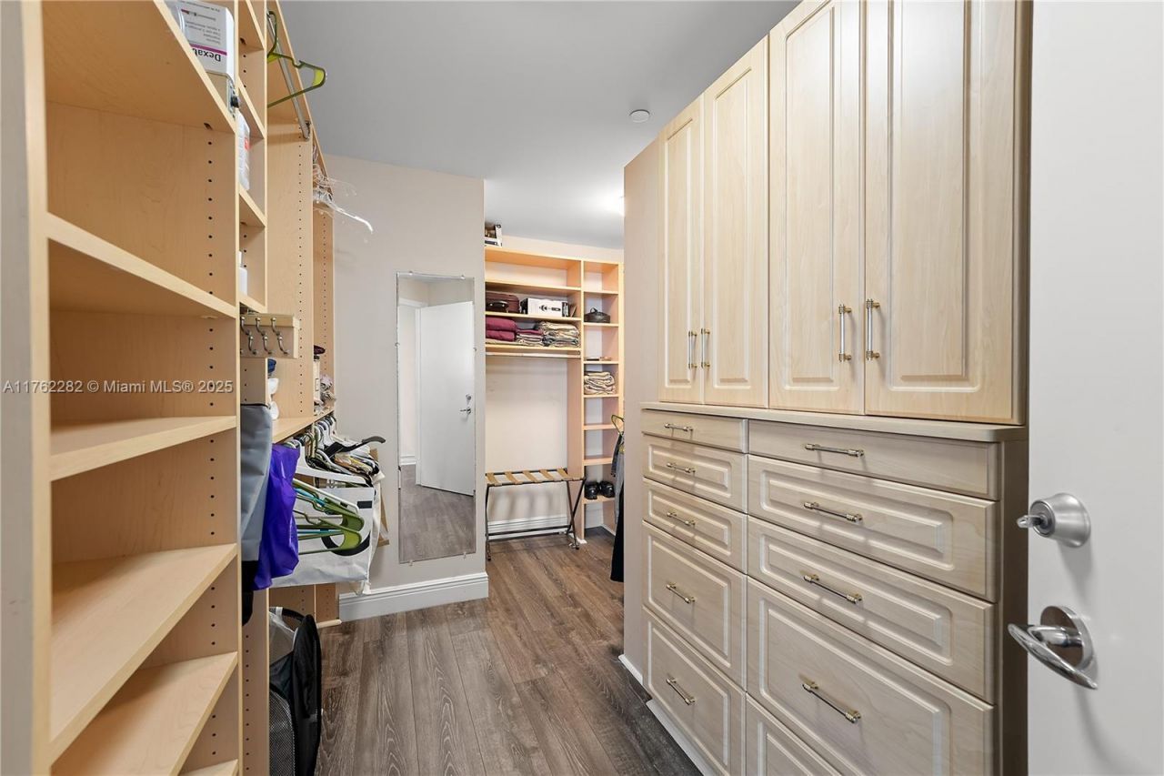 21150 Point Pl, Unit 1102, Aventura, FL 33180 Photo