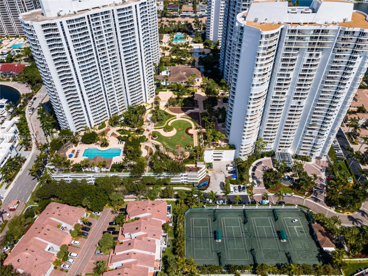 21150 Point Pl, Unit 1102, Aventura, FL 33180 Photo