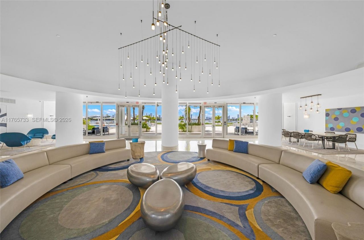 1000 West Ave, Unit 426, Miami Beach, FL 33139 Photo