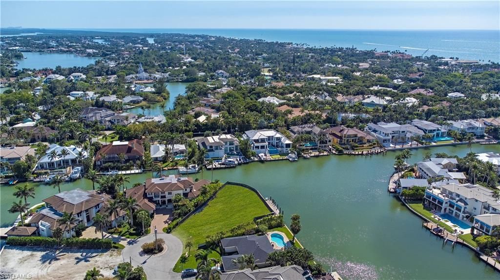 2020 5th St S, Naples, FL 34102 Photo