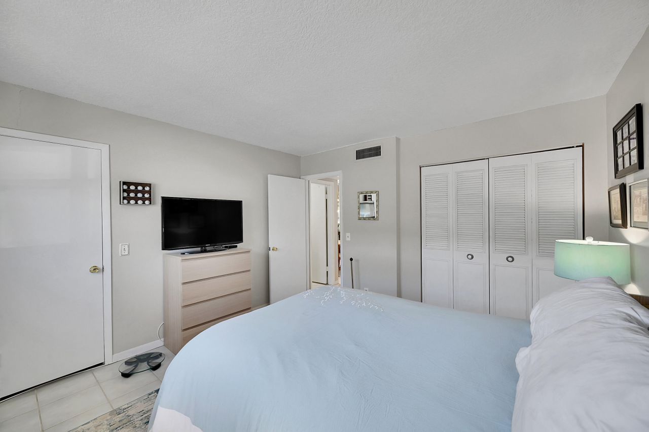 632 Snug Harbor Drive, Unit D3, Boynton Beach, FL 33435 Photo