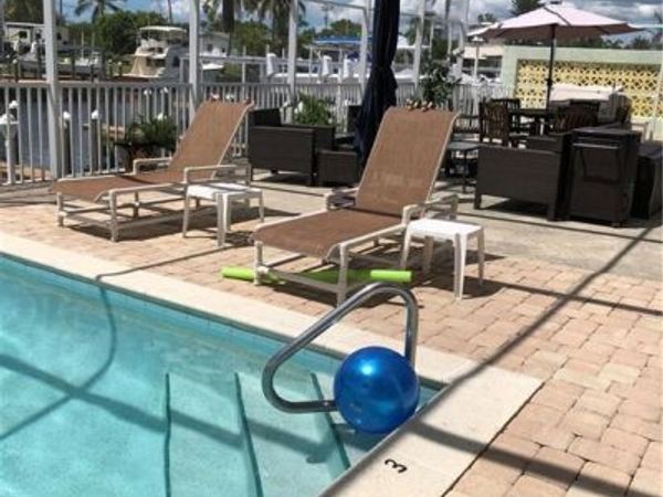 3211 Stringfellow RD, Unit 102, ST. JAMES CITY, FL 33956