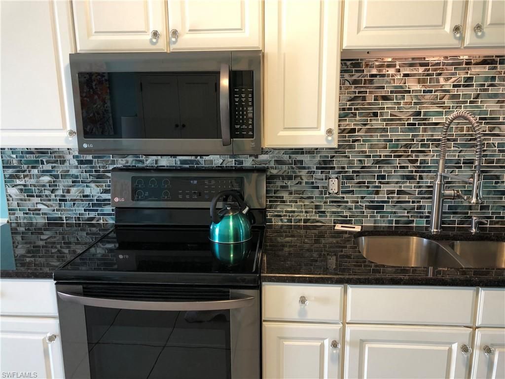 3211 Stringfellow Rd, Unit 102, Saint James City, FL 33956 Photo