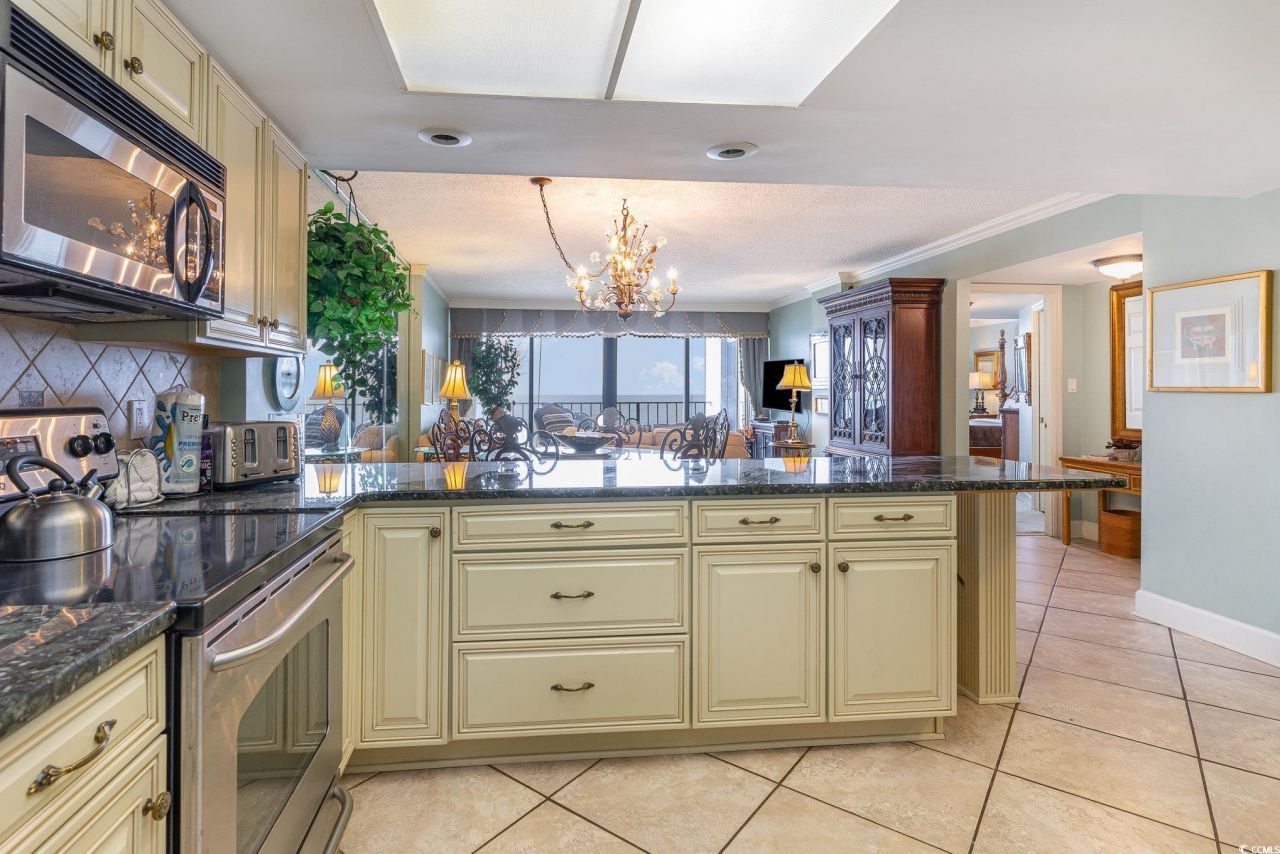 10200 Beach Club Dr. Photo 12